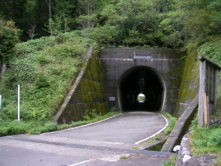 剣山トンネル　ここまで来ればあとわずか