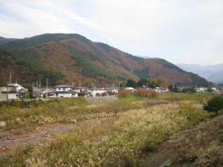 須坂郊外の紅葉とススキ
