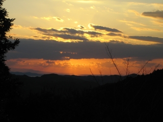 畑塩井戸林道から見た夕焼け…美しい…