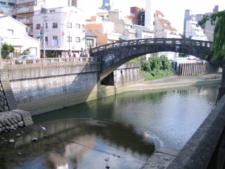 長崎にはいくつも石橋がございます