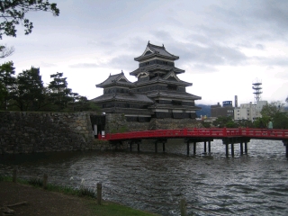 松本城です　松本の象徴です