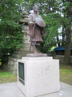東北から巡ってきた松尾芭蕉の像もありました