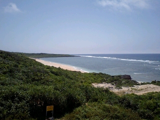 ペムチ浜　南岸のビーチですが遊泳禁止